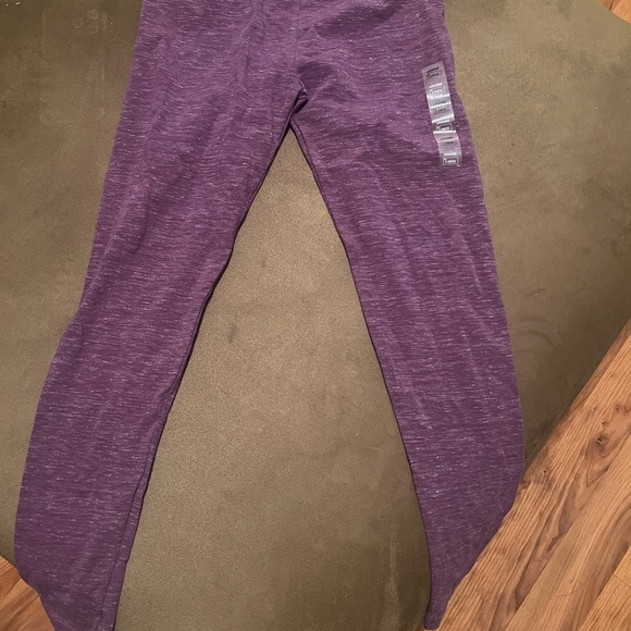 Purple leggings - Picture 2 of 4